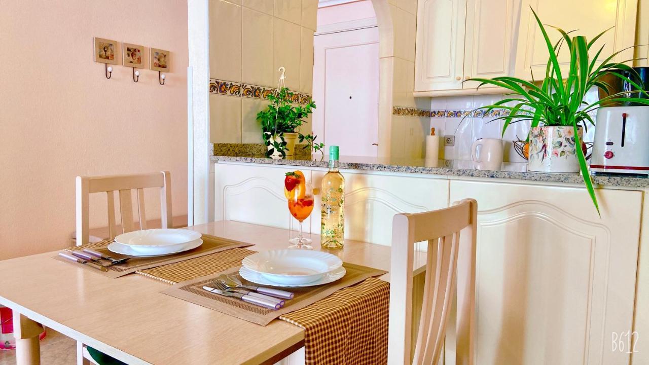 Beautiful Apartment Near Playa De Los Locos Torrevieja Exterior photo