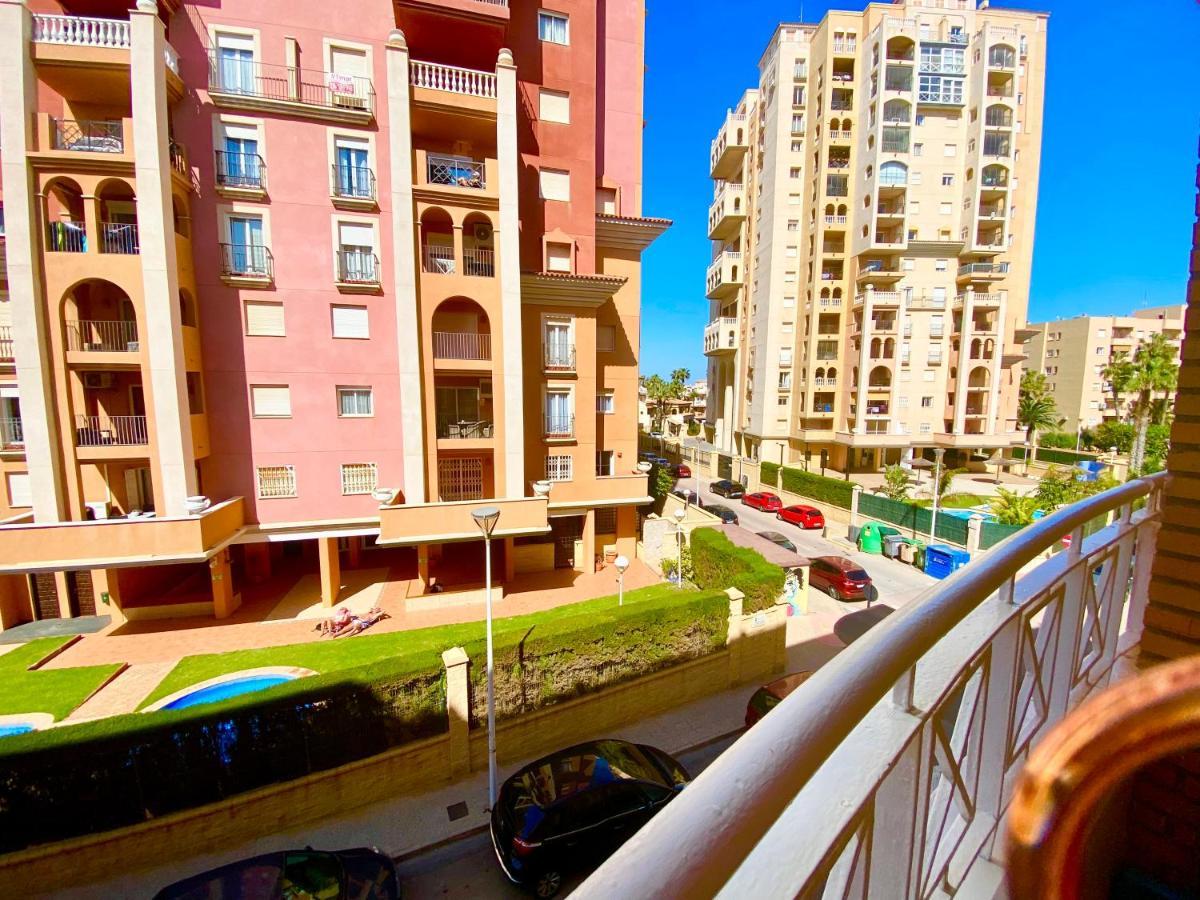 Beautiful Apartment Near Playa De Los Locos Torrevieja Exterior photo